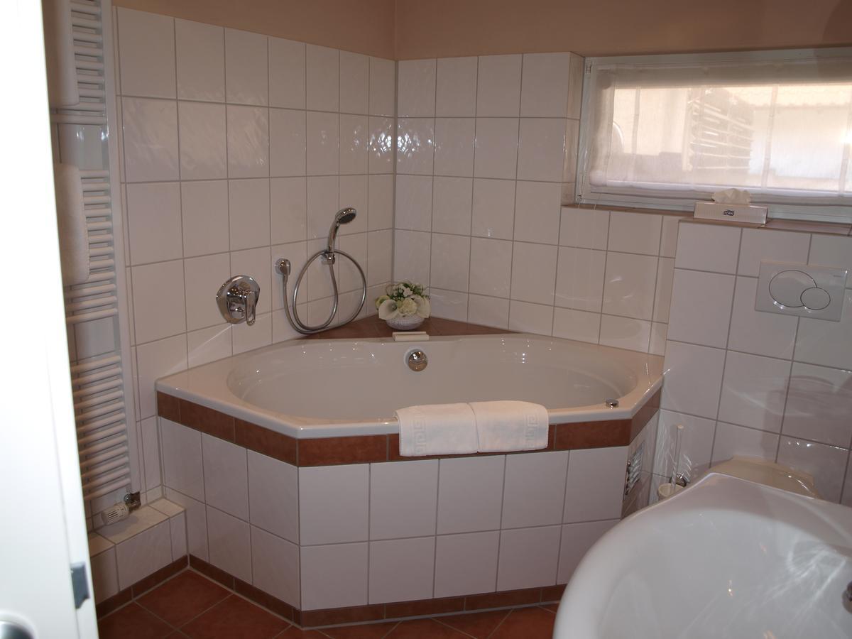 Wegermann'S Bio-Landhaus Im Wodantal Hattingen Buitenkant foto
